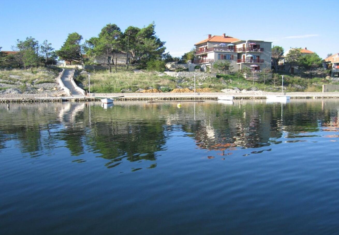 Apartments Ljilja Nin Dış mekan fotoğraf